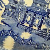 Oval dish, Chinese decoration, French porcelain, 19th century.