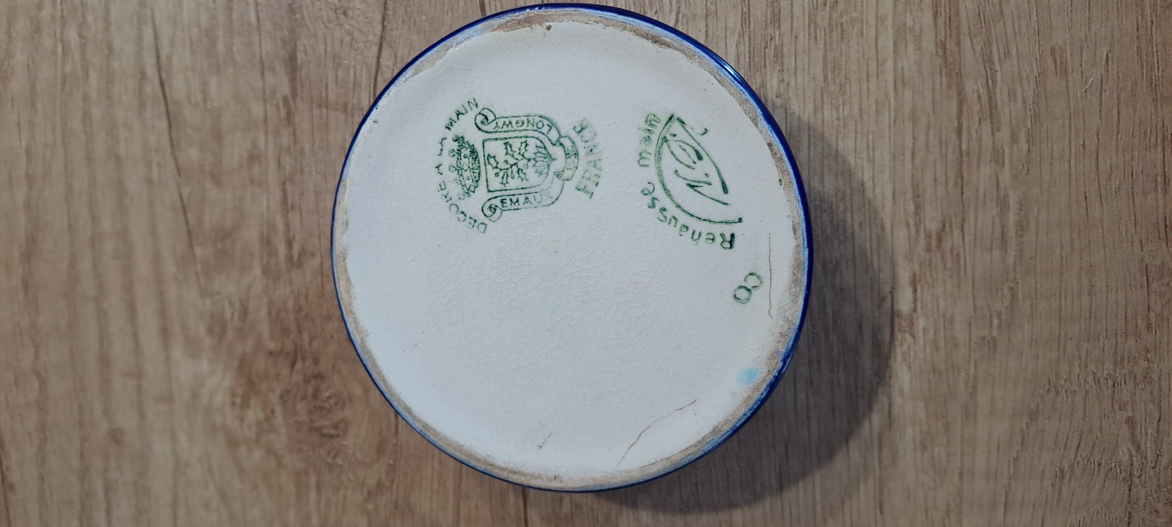 Antique box in Longwy enamels signed Nadia Finco