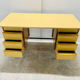 Formica desk