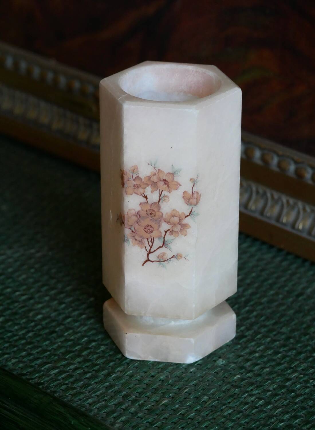 Pink alabaster vase – vintage decorative piece
