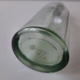 Bouteille ancienne tchèque datée de 1948, en verre épais