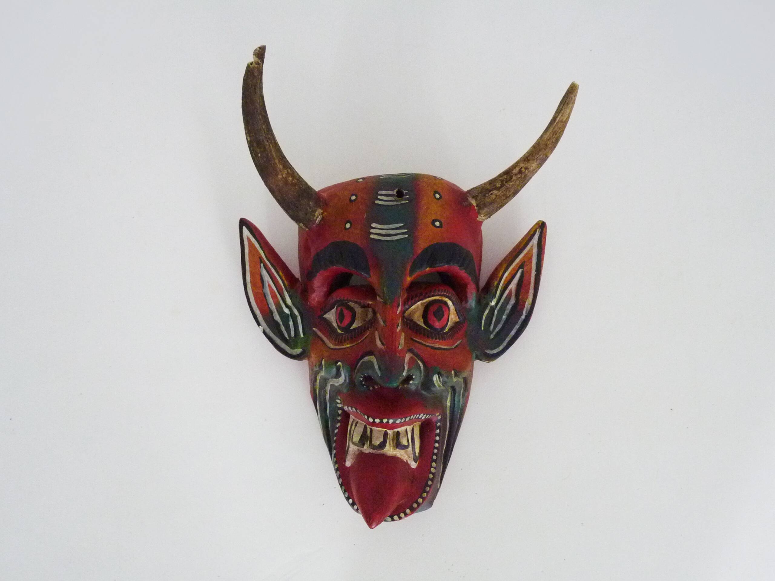 Art populaire mexicain masque diable en bois sculpté avec corne