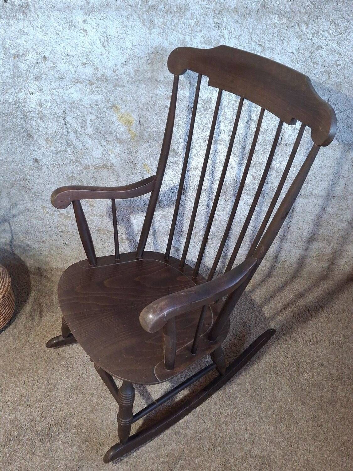Windsor rocking chair from the 1960s – sign Stol Kamnik Yugoslavia