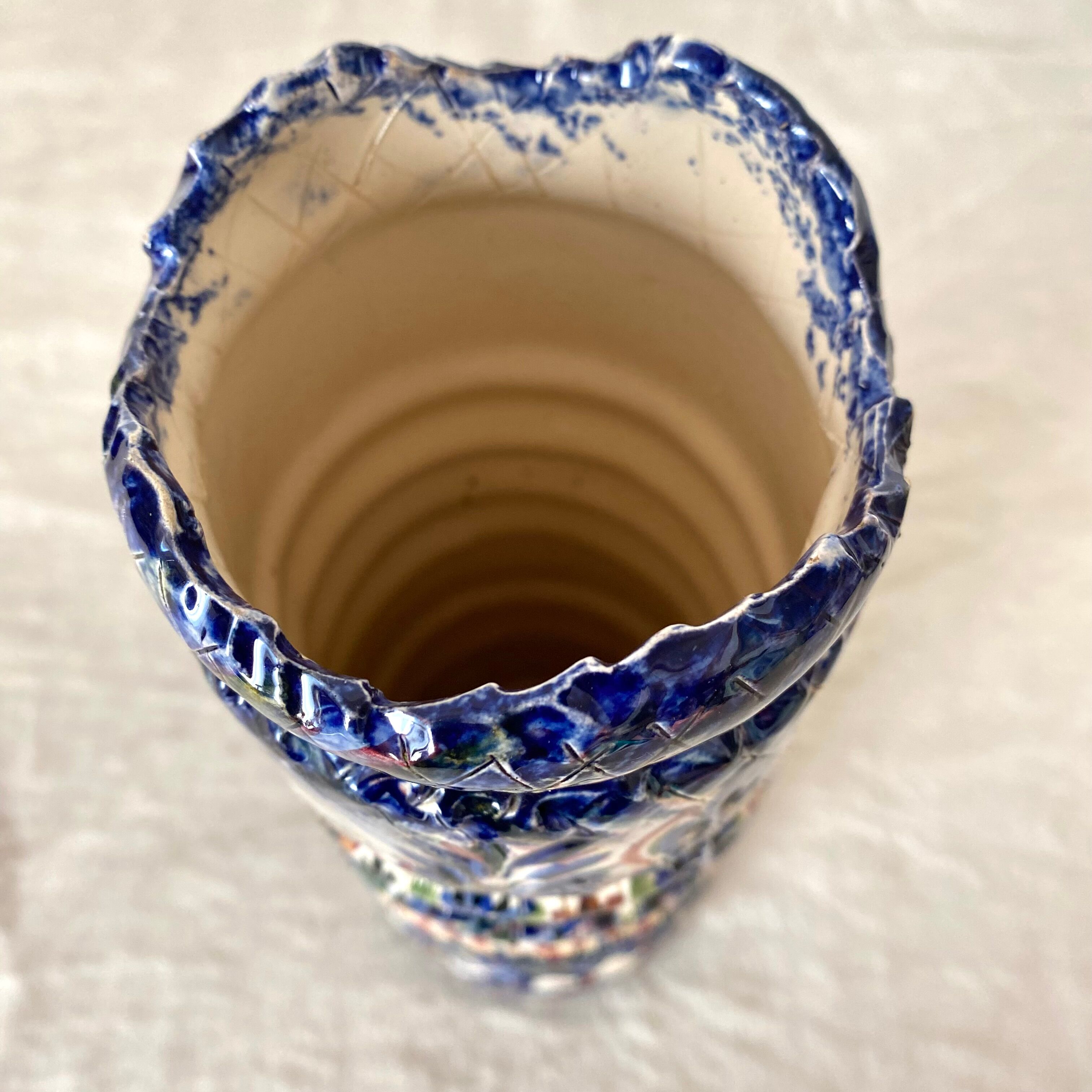 High earthenware vase of Rochefort in earth signed Leray