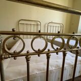 Napoleon III beds with box spring