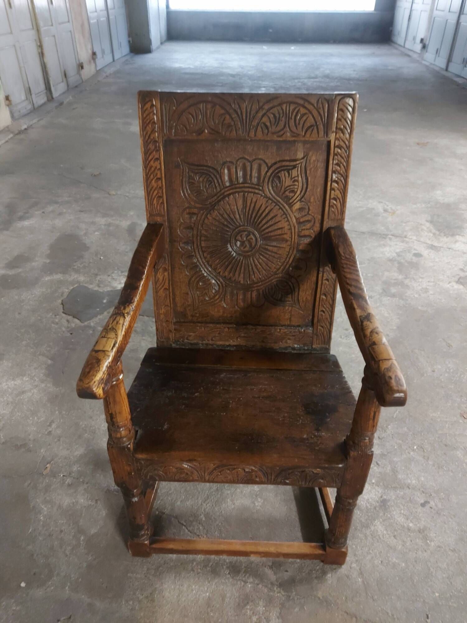 English armchair, epoque XVll