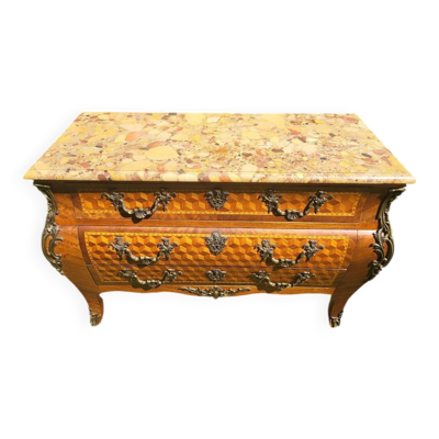 Commode style Louis XV marquetée – plateau marbr
