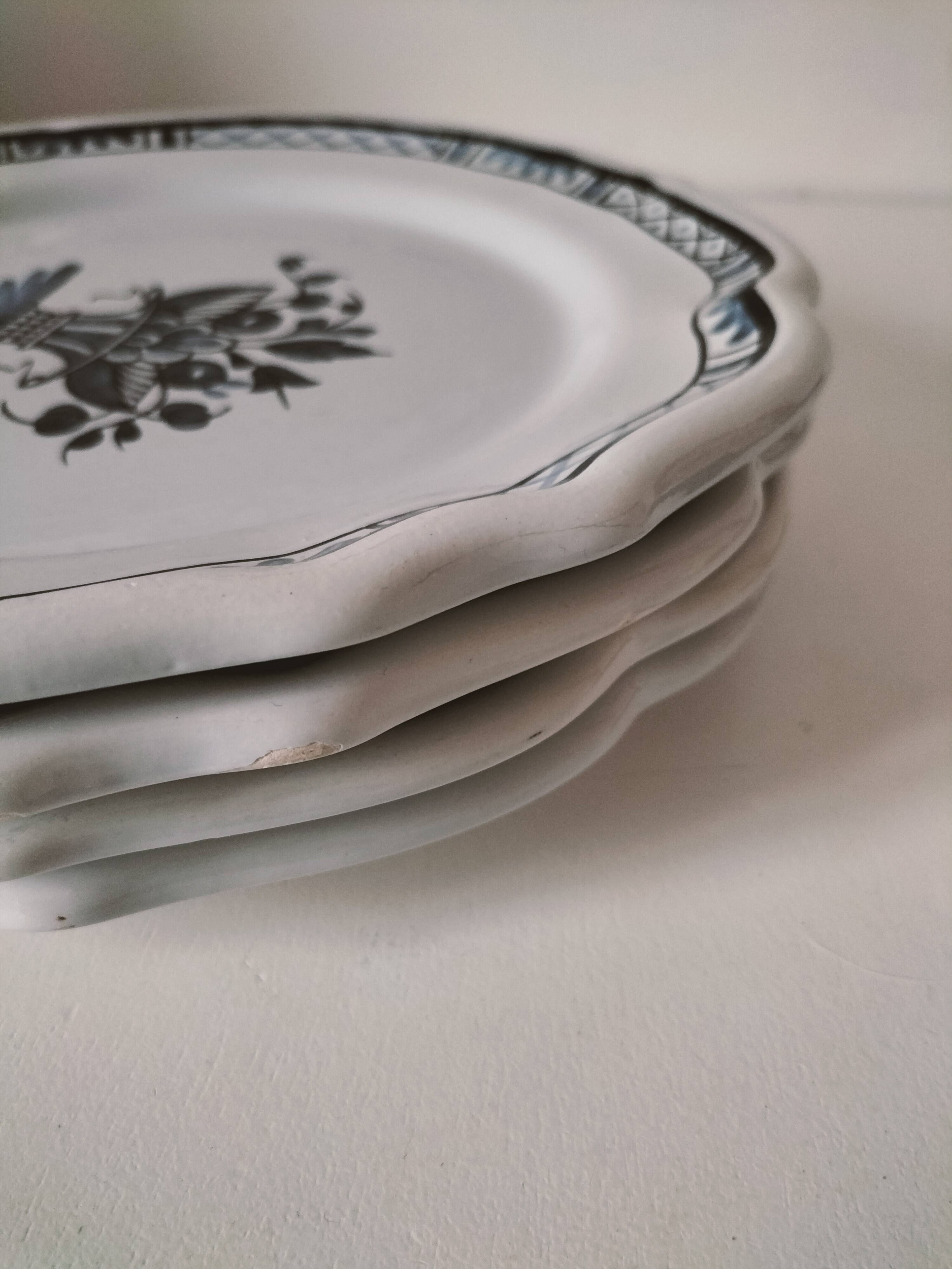 4 earthenware plates with old Rouen decoration, handmade blue floral basket
