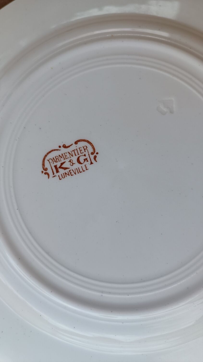 Set of 2 Gien and Lunéville plates