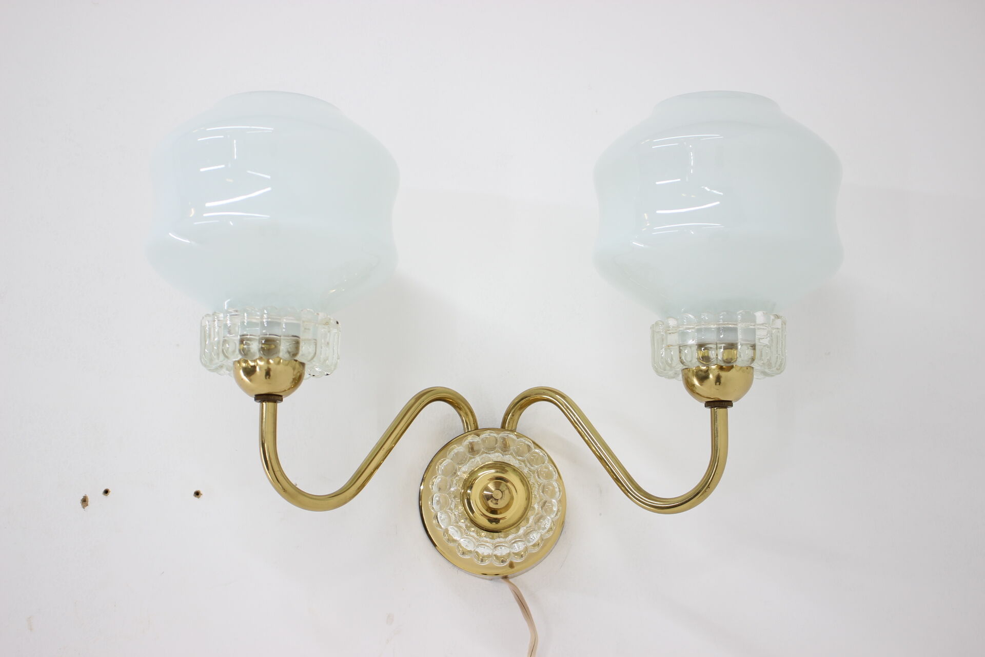 Set of chandelier and wall lamp, 1970´s.