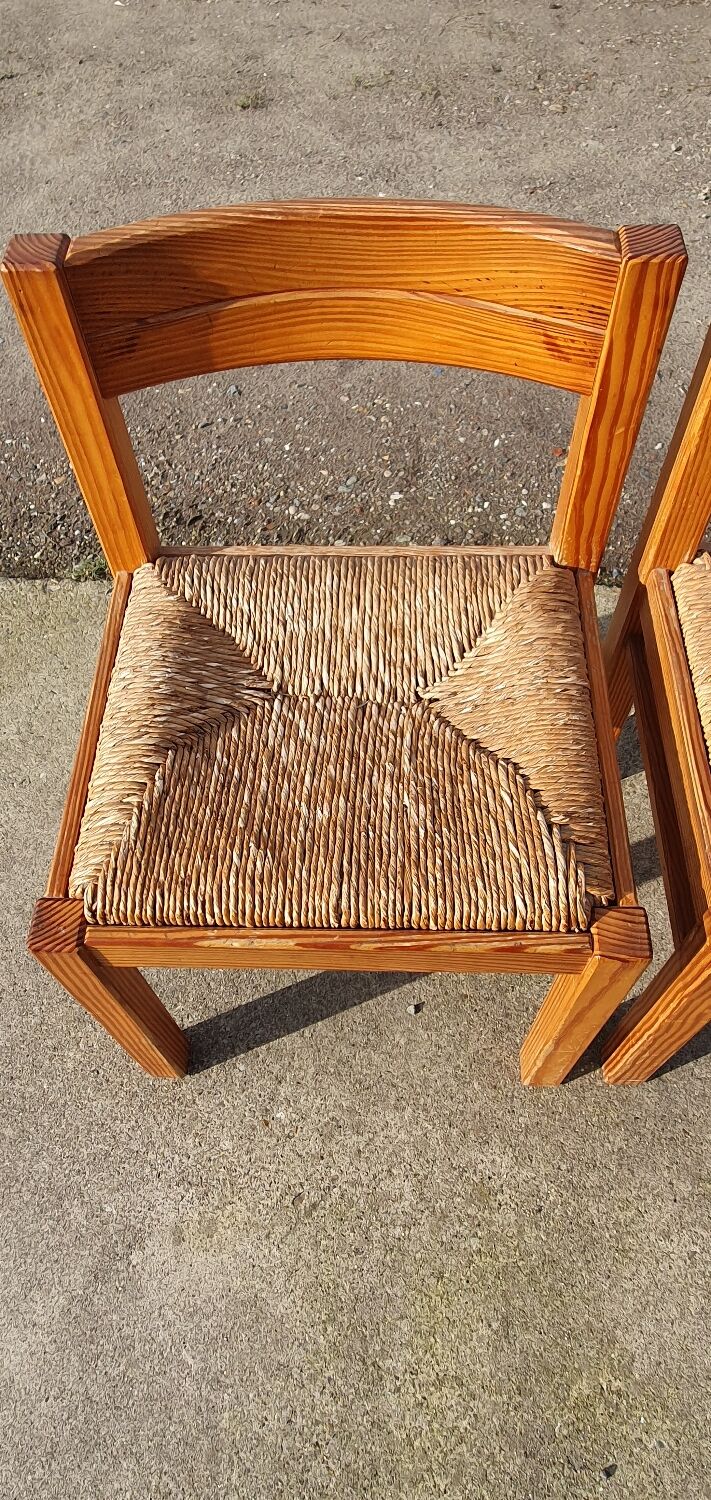 Set vintage pine dining table with 4 rush seat chairs Dutch design
