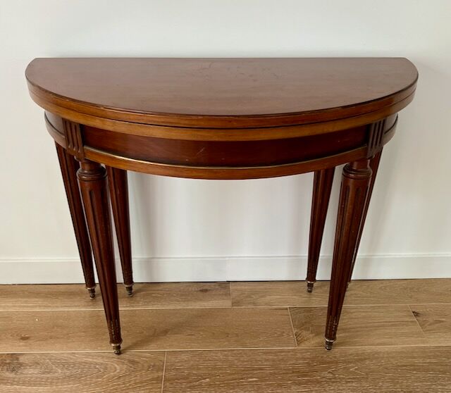 Half-moon table in mahogany from Honduras Louis XVI style