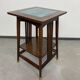 Table d'appoint Jugendstil avec dessus en carreaux bleus par Adolf Loos