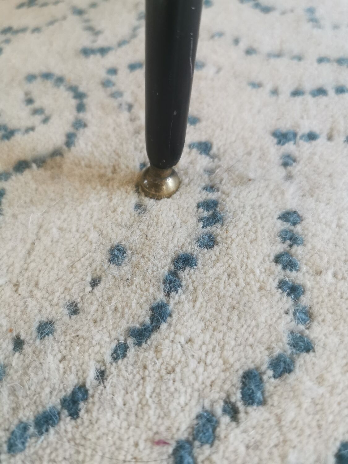 Vintage marble-look resin coffee table