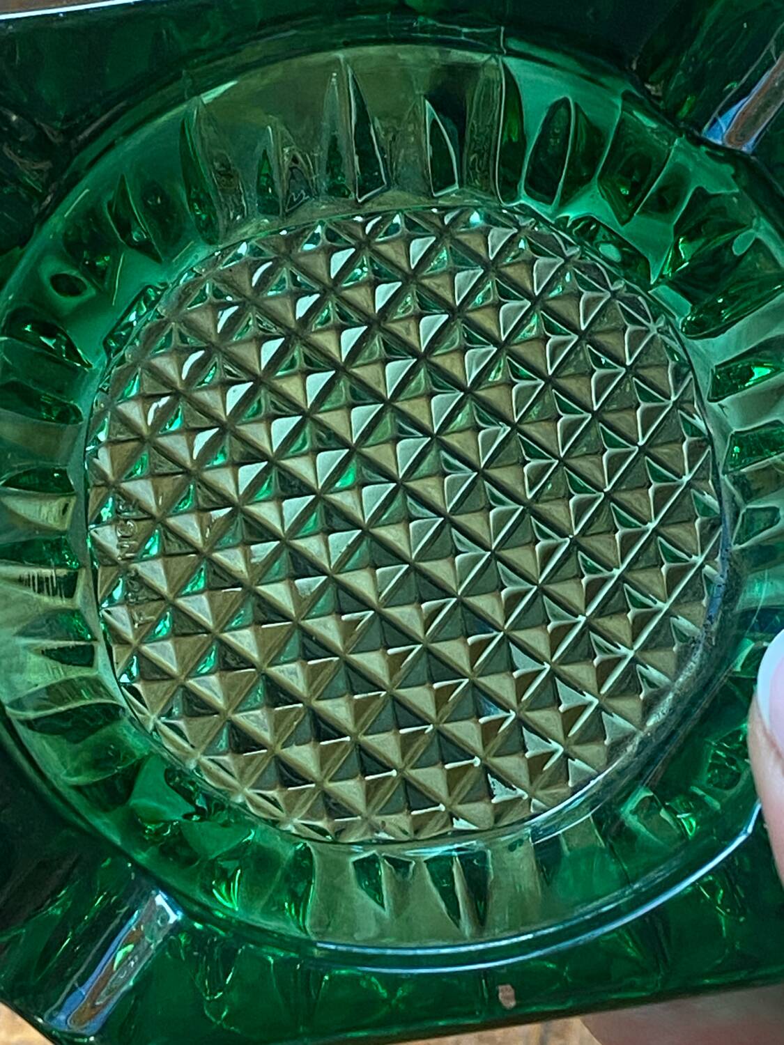 Luminarc vintage green glass ashtray