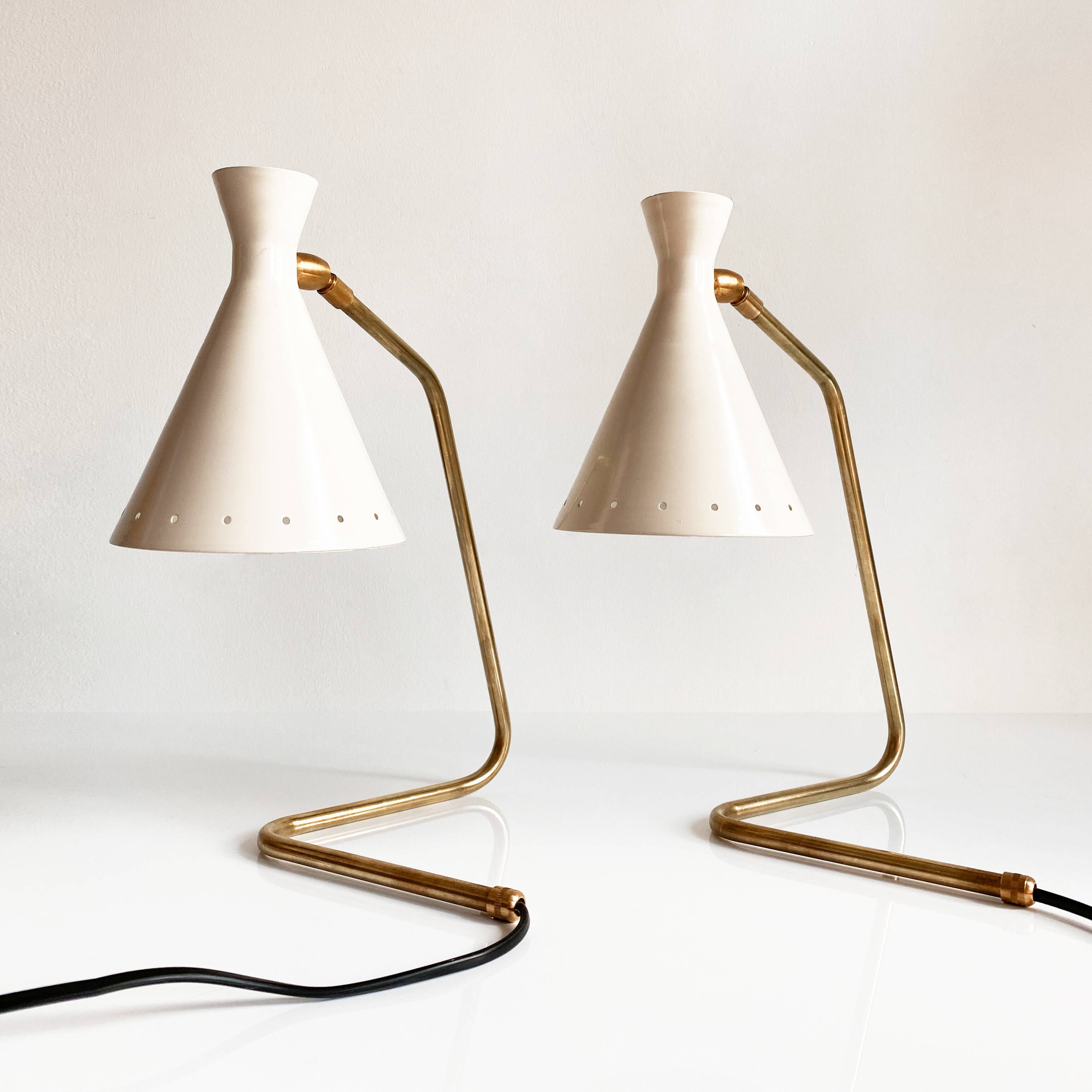 Pair of Italian "cocotte" lamps. 1950s design.