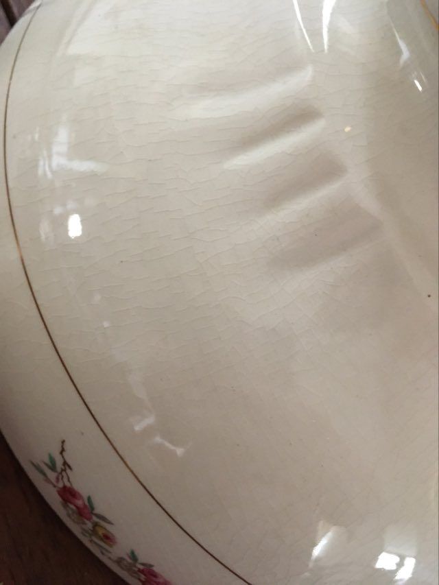 Large standing bowl with flowery porcelain