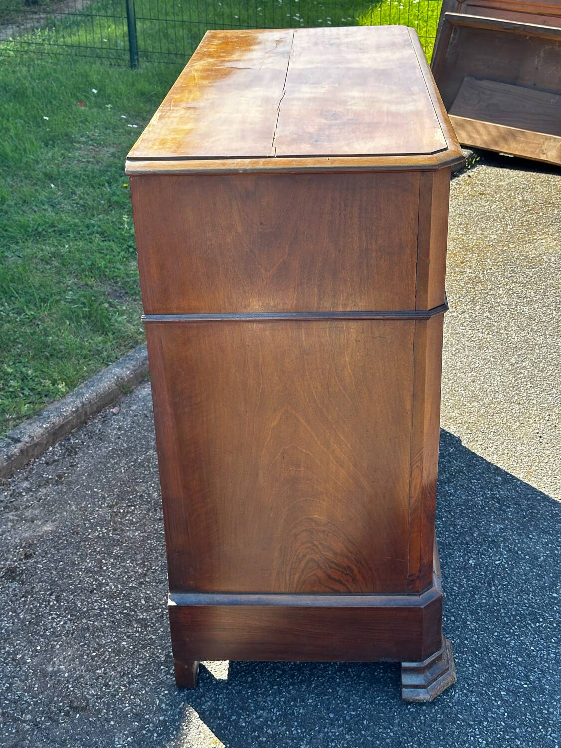 Antique drop-leaf secretary in walnut – Louis-Philippe period (19th century)