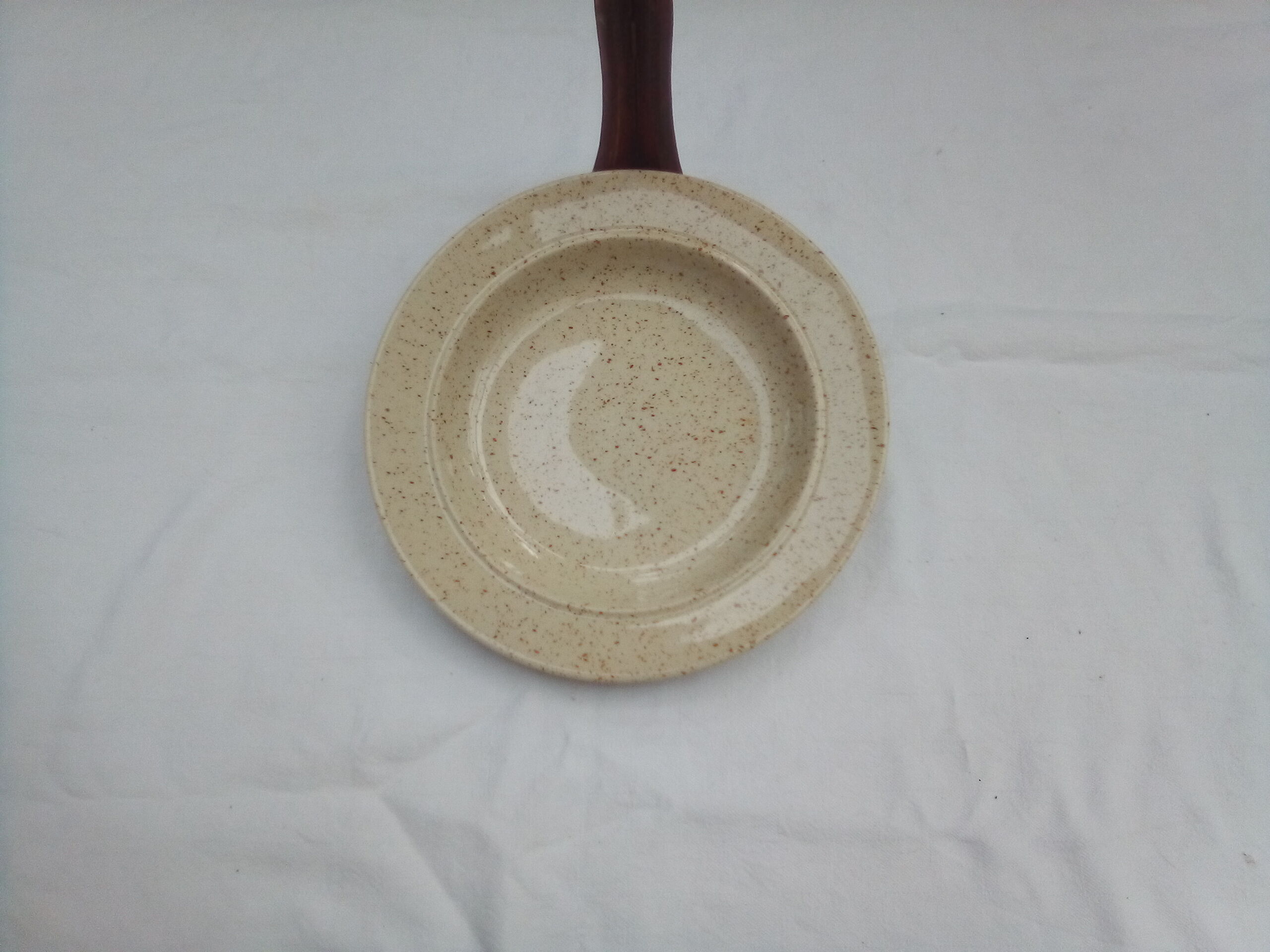 4 hollow sandstone plates