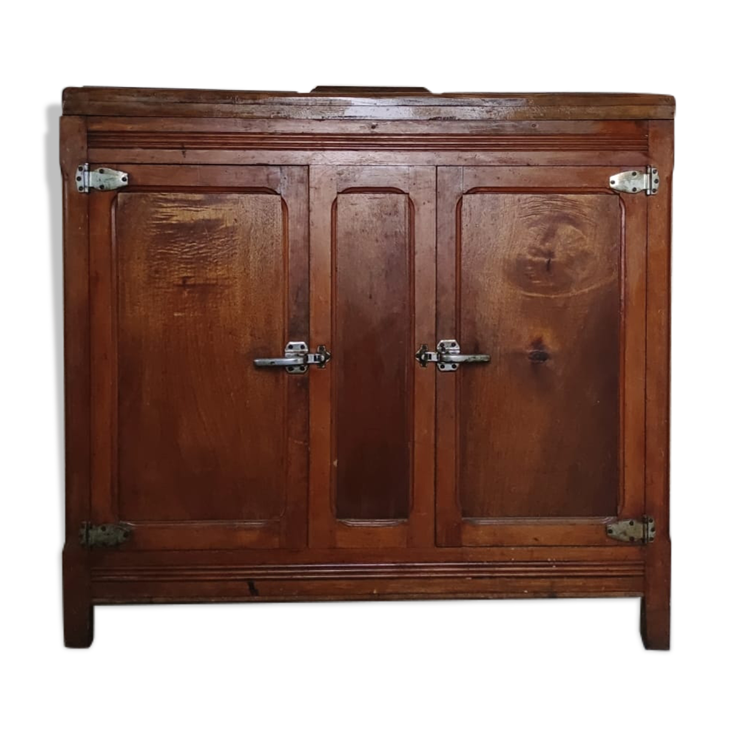 Vintage refrigerated cabinet