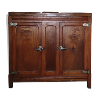 Vintage refrigerated cabinet