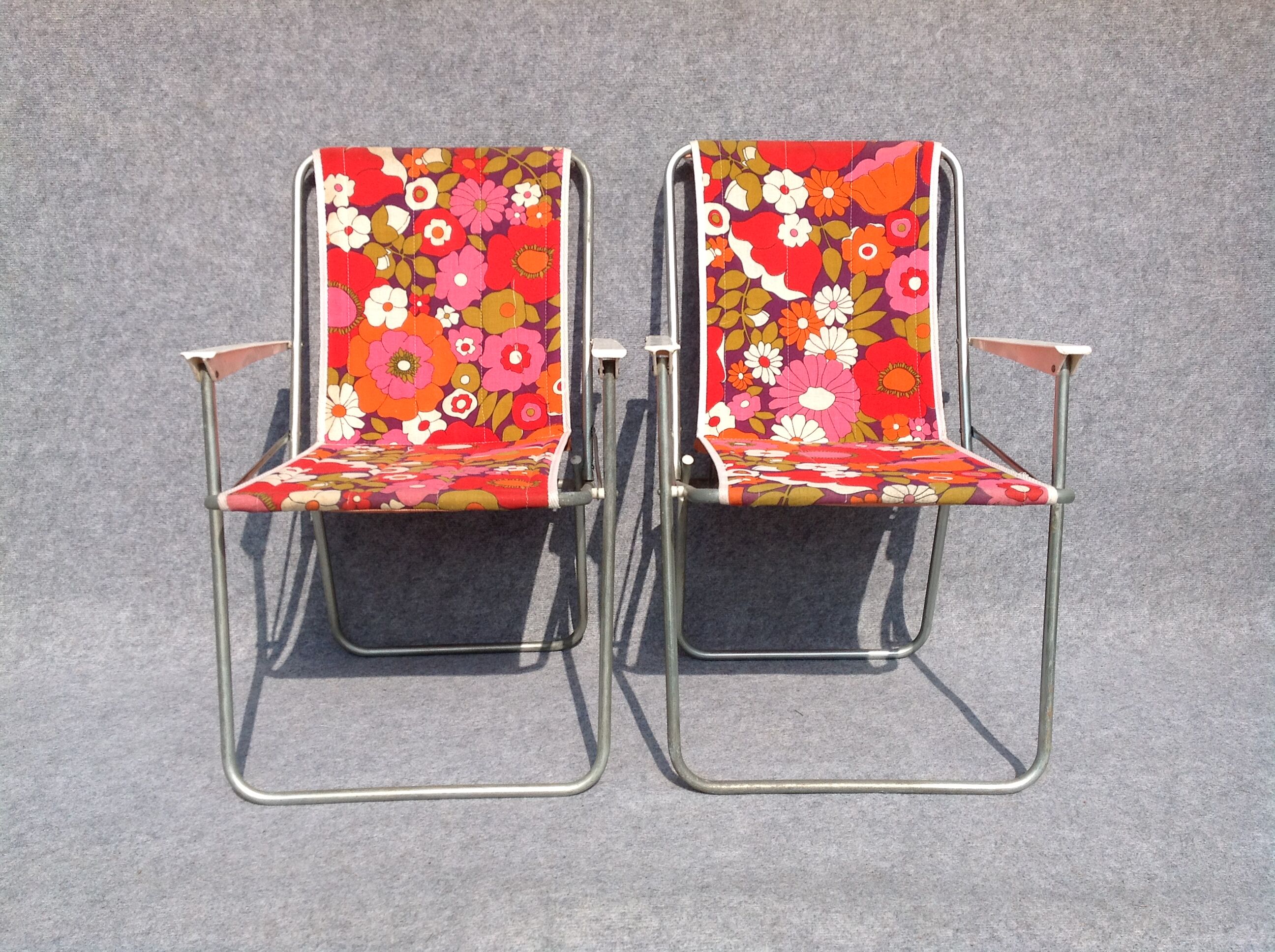 Paire de chaises pliantes vintage