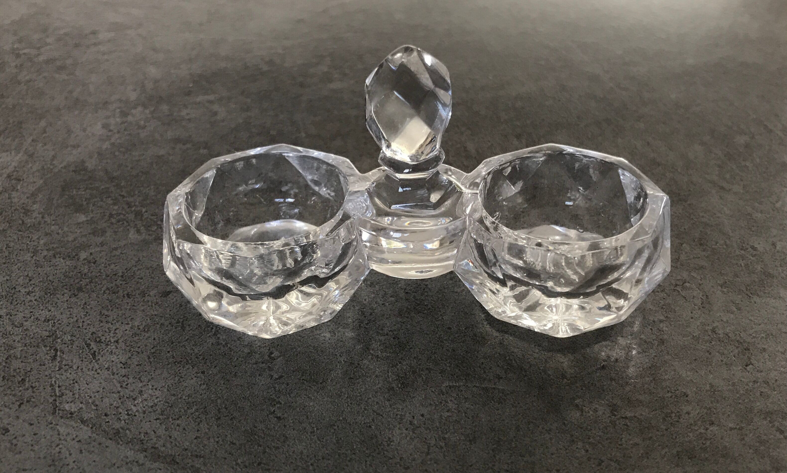 Saleron of table in crystal of saint louis star decoration