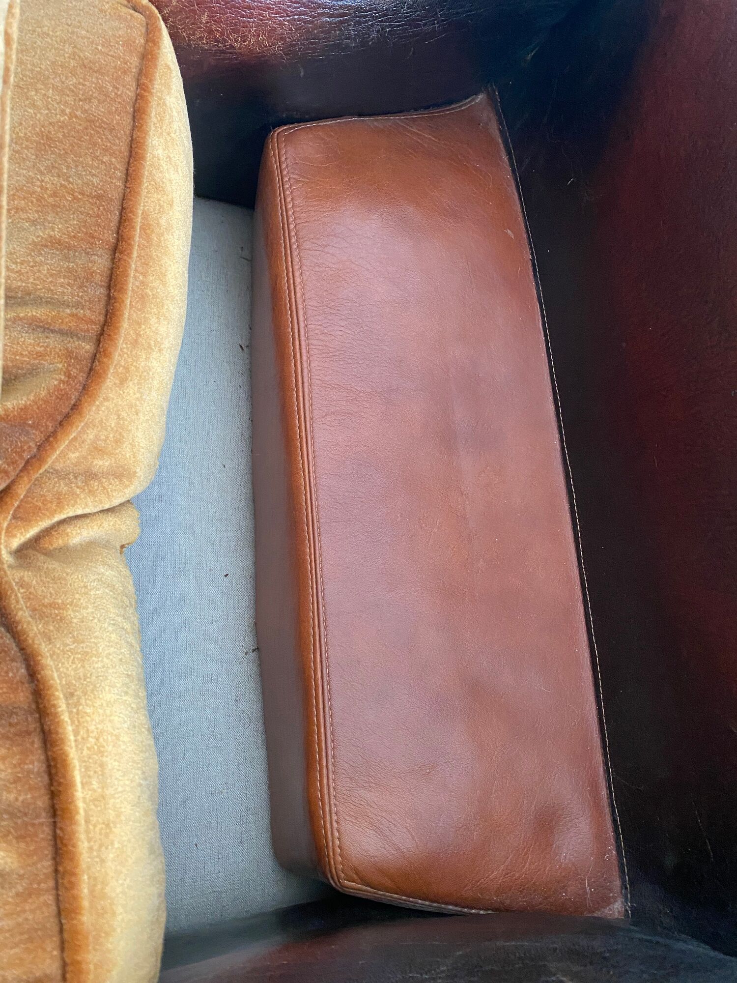 Pair of english leather club armchairs 1930 30 art deco