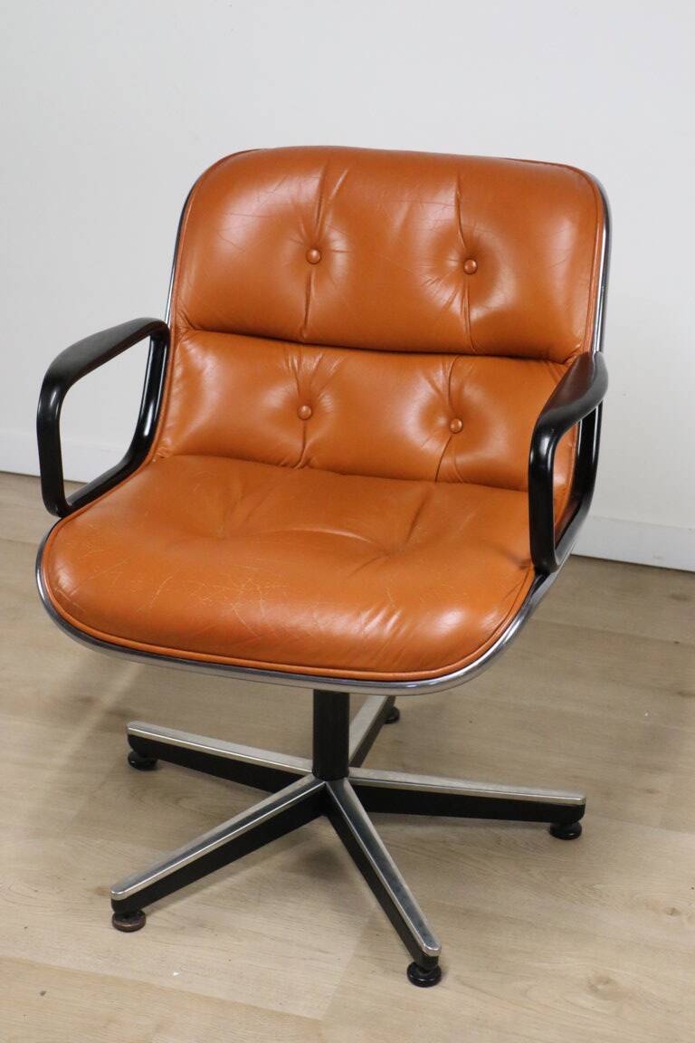 Charles Pollock leather office chair, Knoll edition, 1970