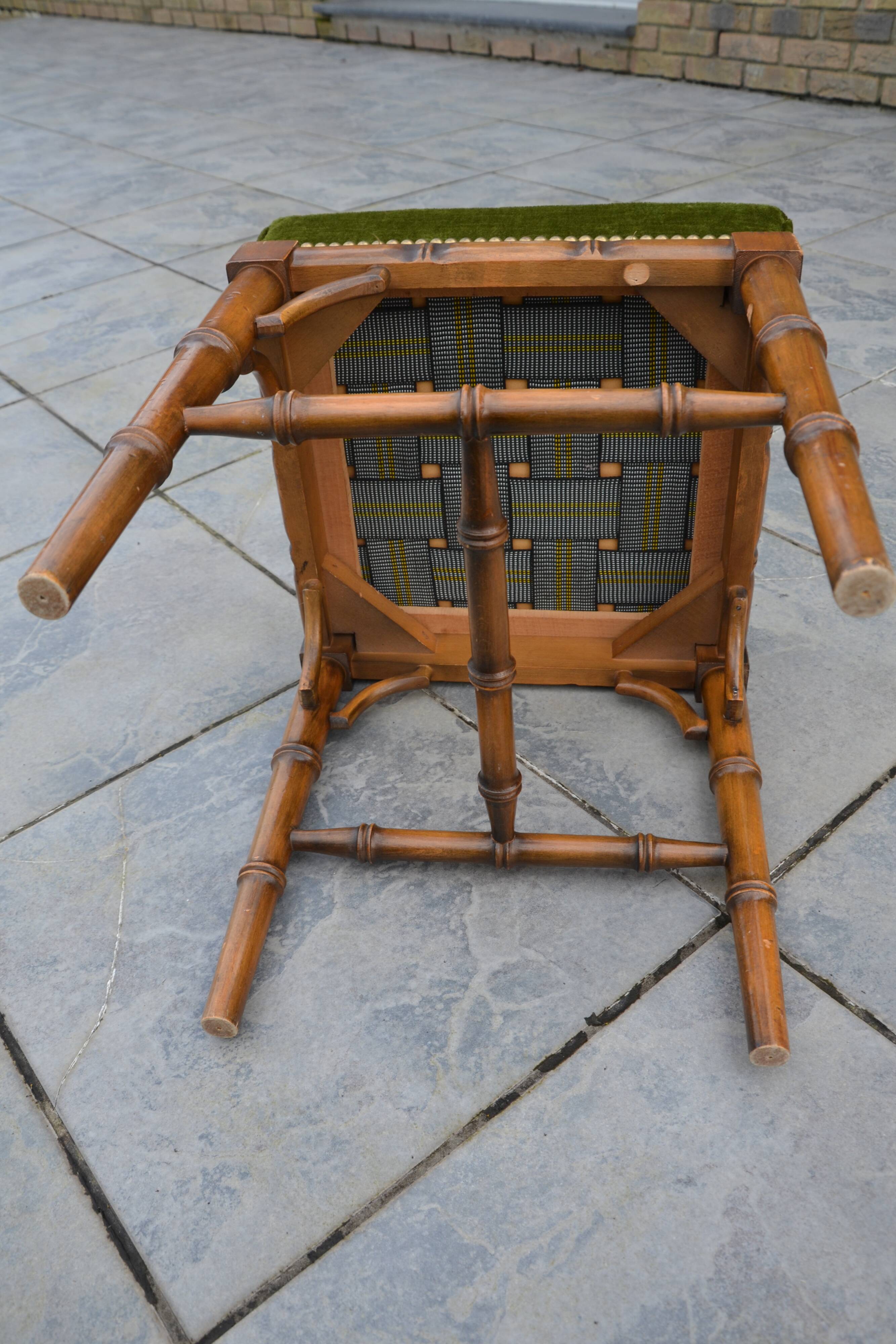 Piano stool/bamboo effect wooden footrest