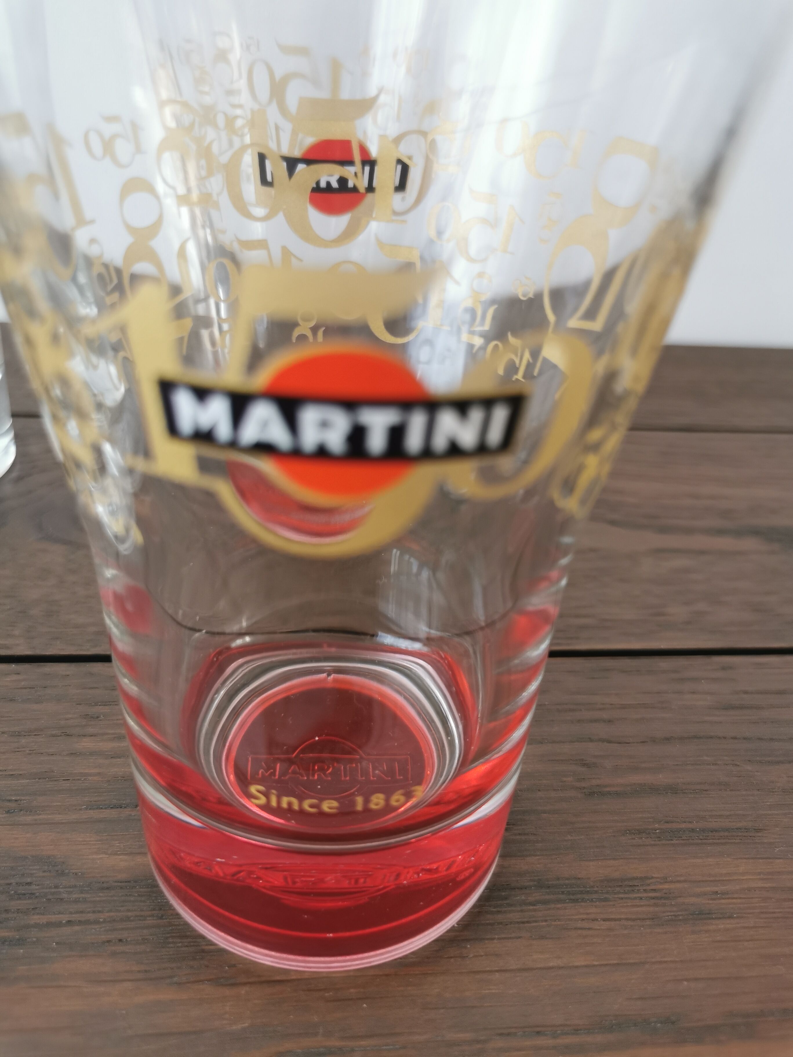 7 large Martini glasses