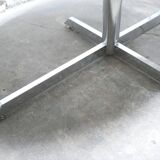 Vintage oval marble table published by Roche Bobois