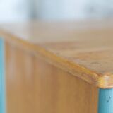 Oak desk called "supervisor"