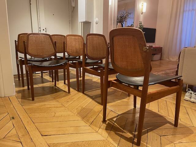 6 Danish chairs in teak, caning and leather, model FD 187 by Arne Vodder.