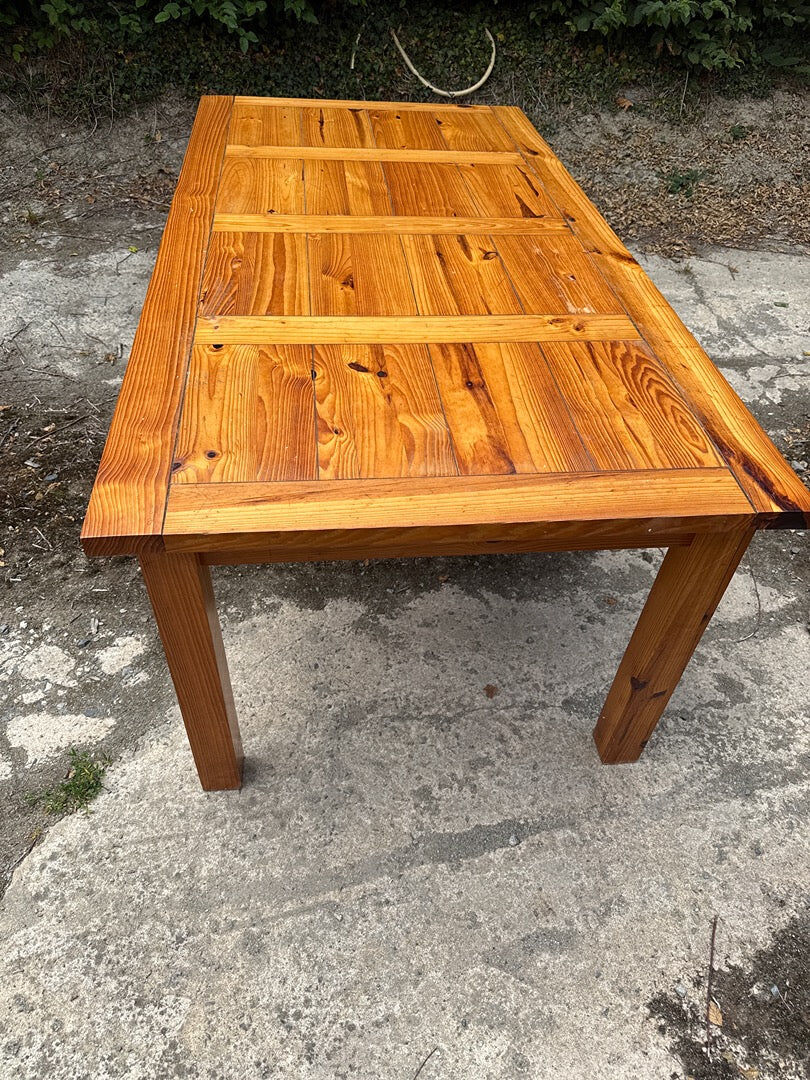 Dining table – Furniture – Rustic solid pine farmhouse style