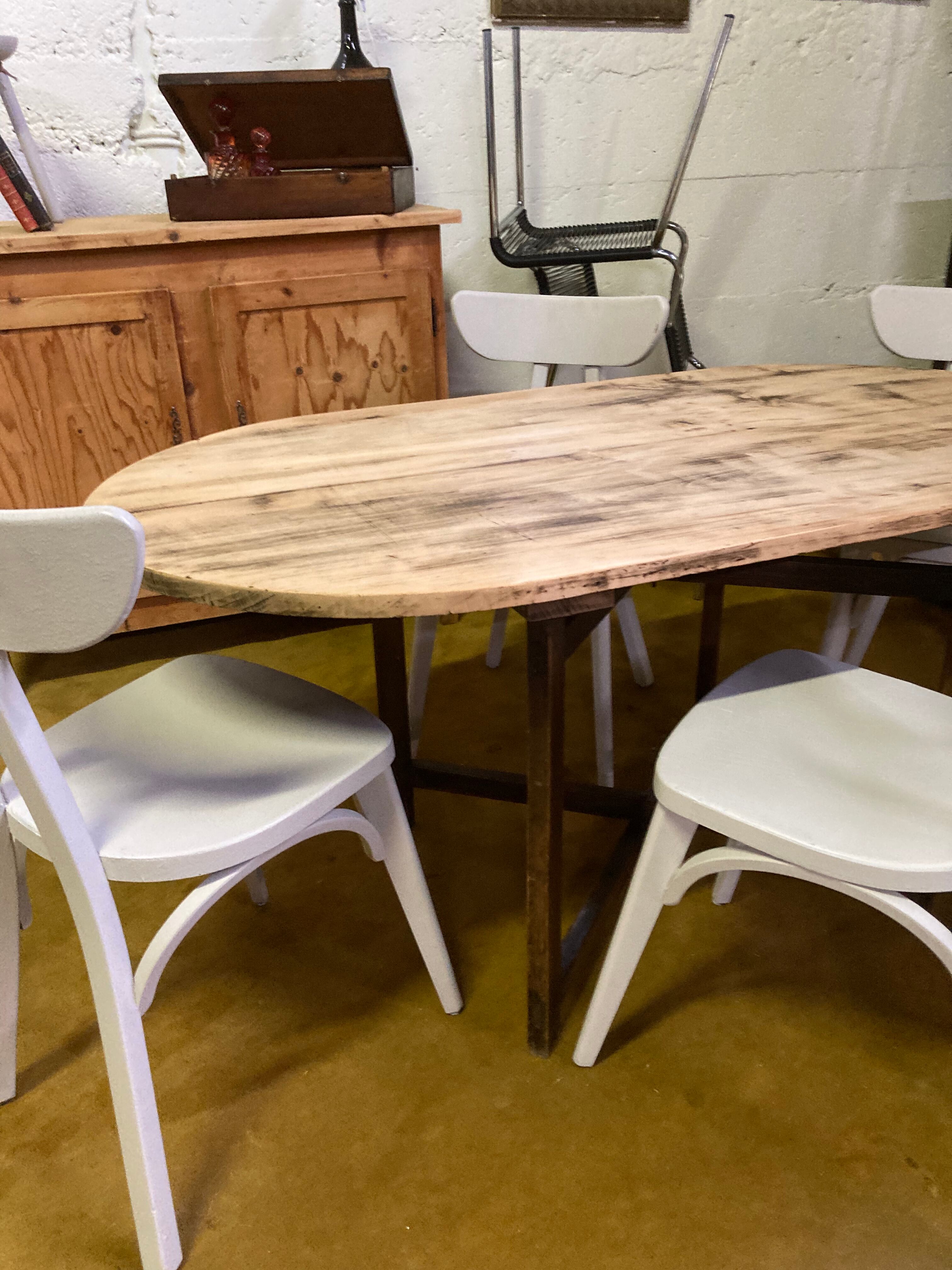 Duo of bistrot chairs