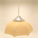 Opaline suspension