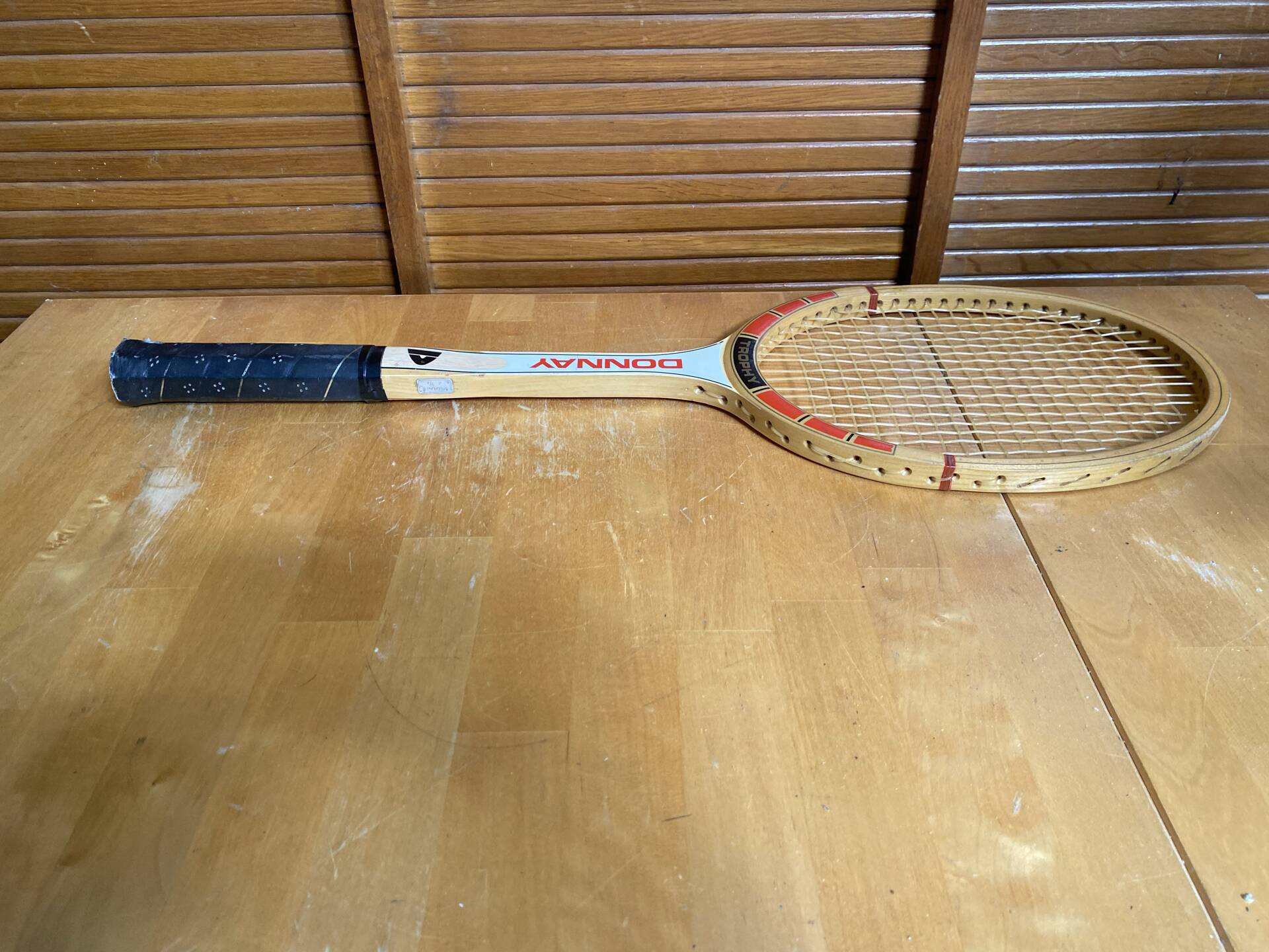 Vintage DONNAY Trophy Wooden Tennis Racket Sport #E224