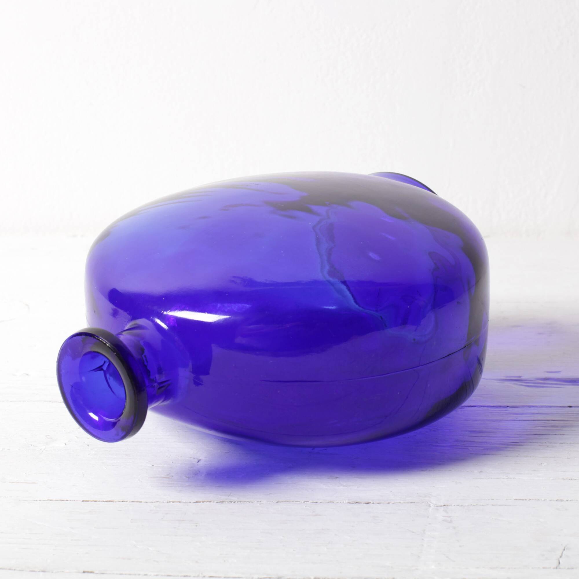Mid-century Glass Bottle with Coin Cork / Ruda Glasbruk / Sweden / 1970s