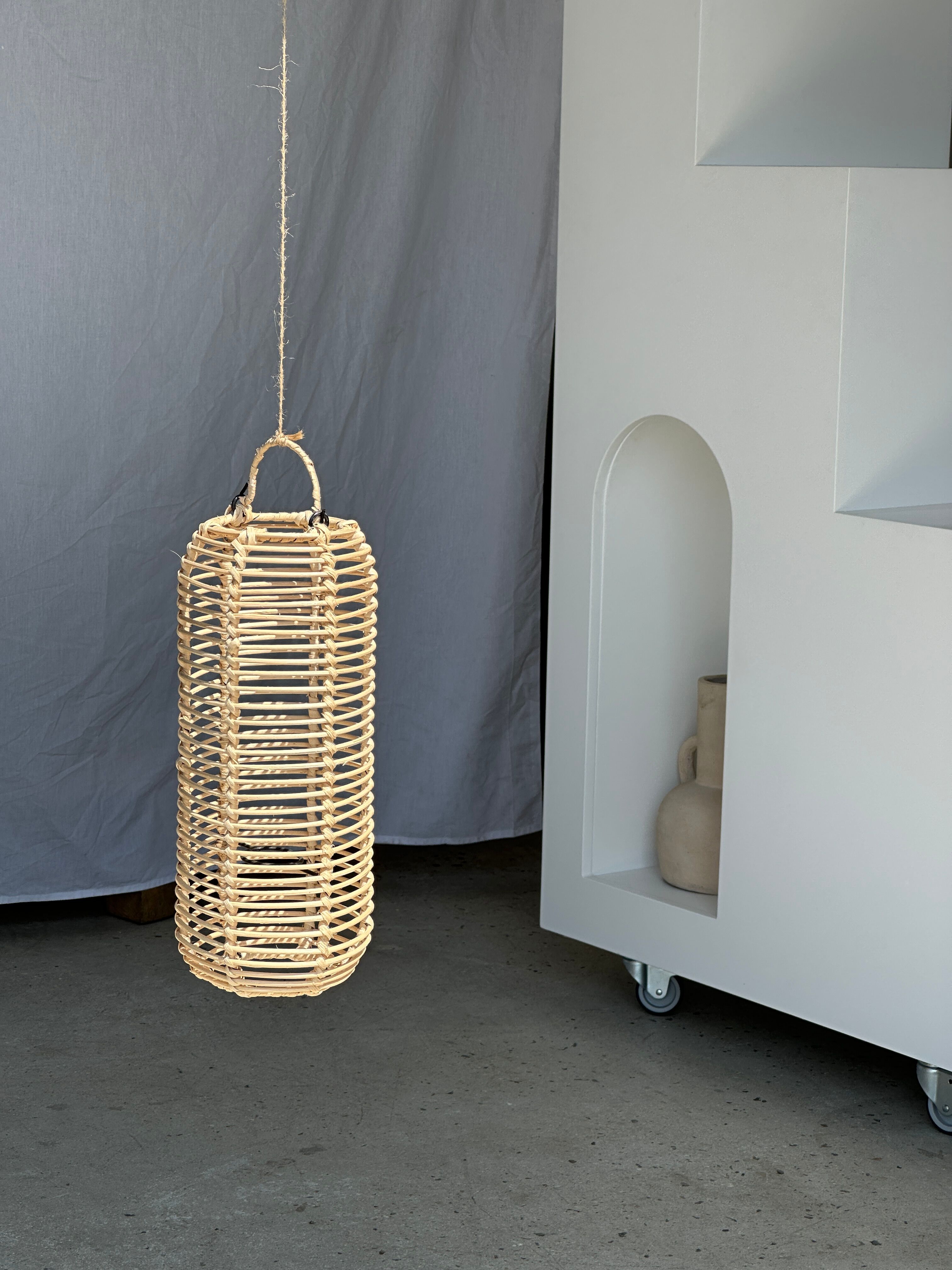 Small lantern-shaped rattan suspension H35 D15