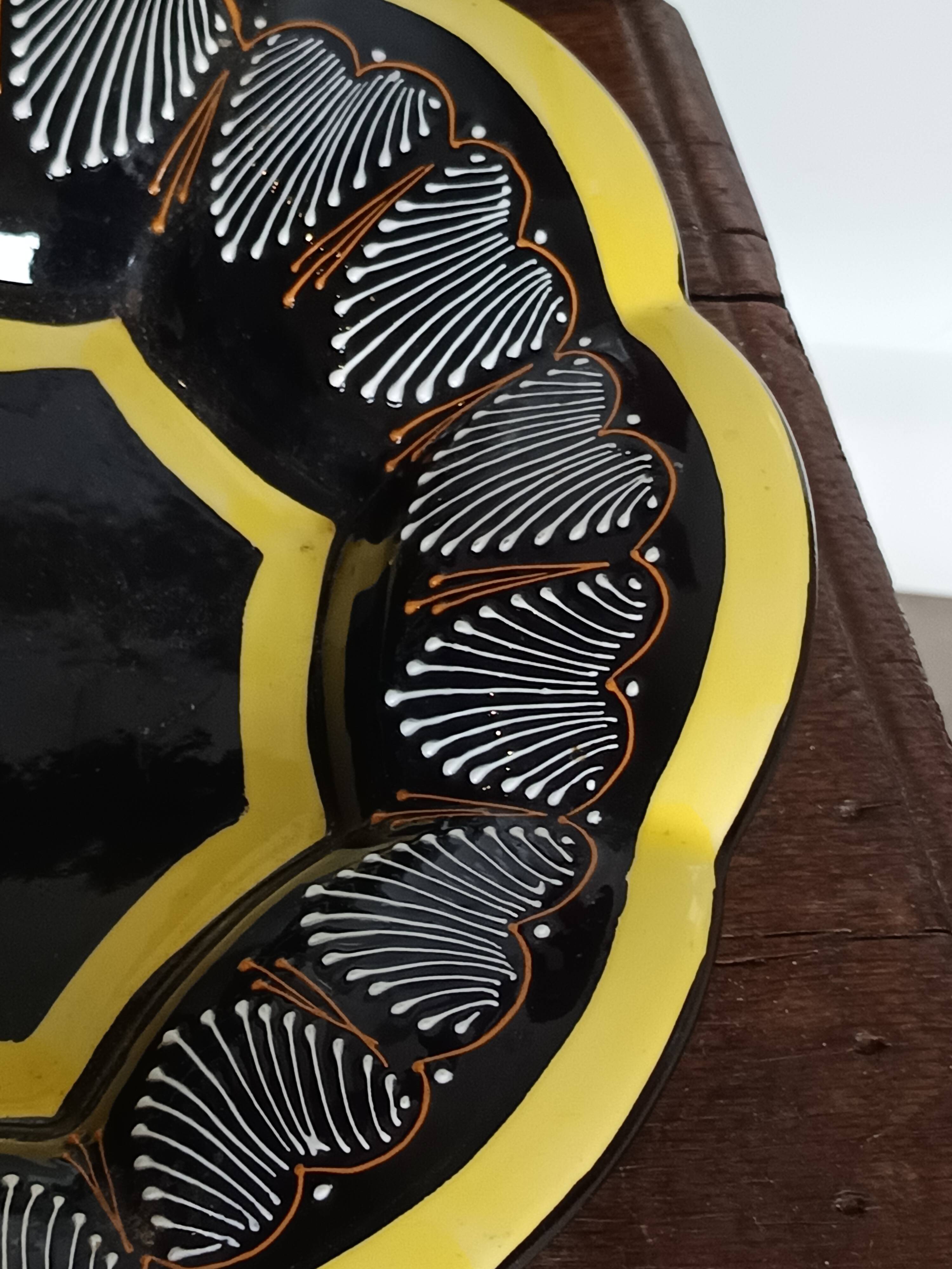 HB Quimper ceramic fruit bowl with beaded decoration