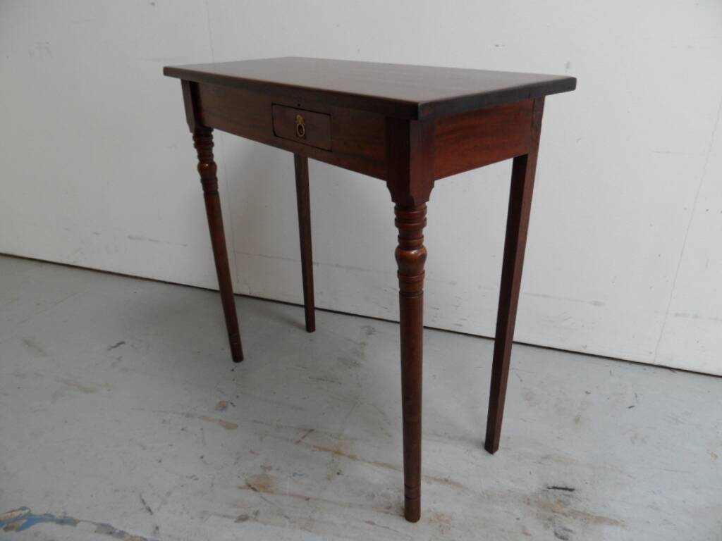 Antique mahogany sidetable