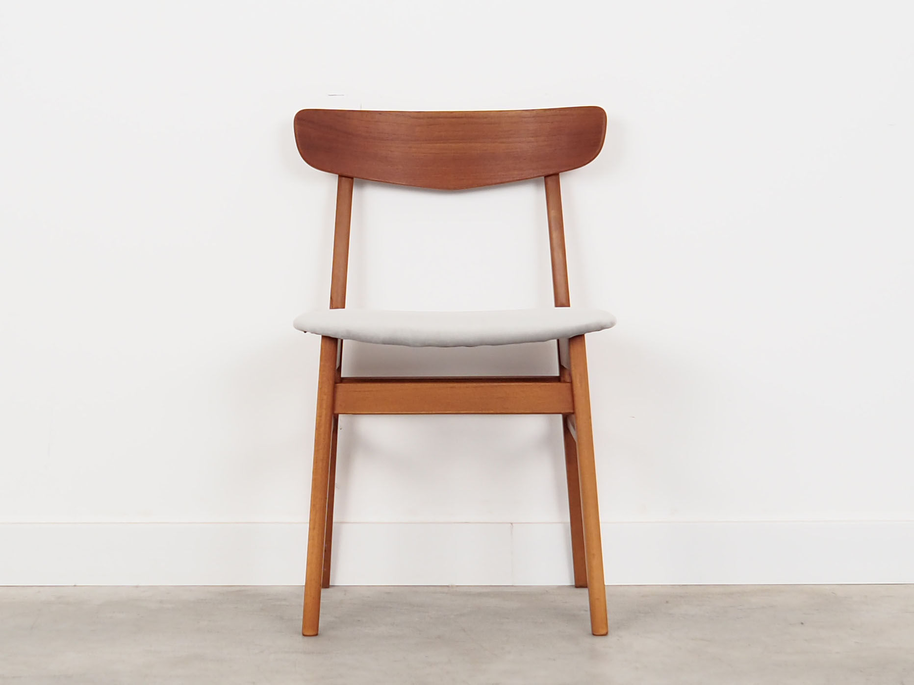 Beech chair, Danish design, 1970s, production: Denmark