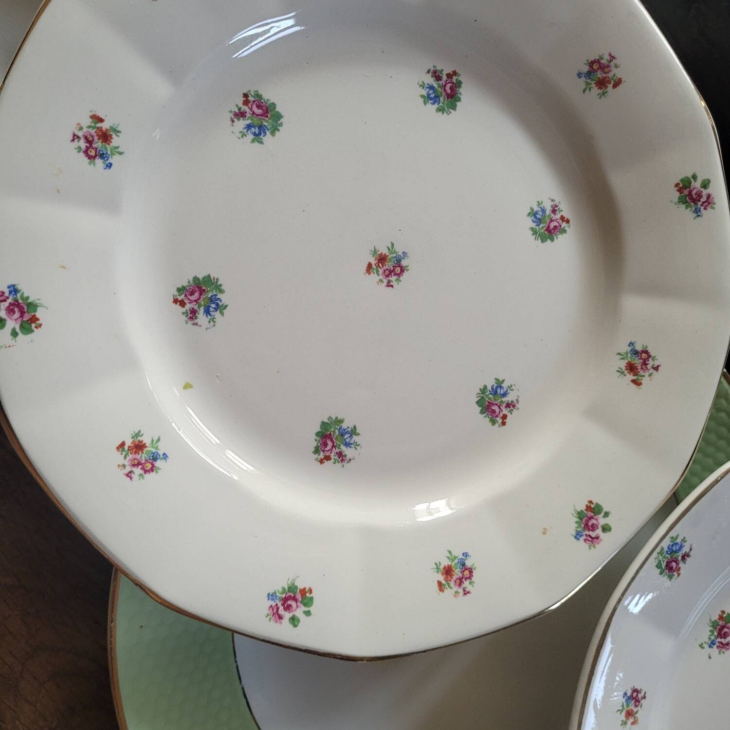 10 mismatched flat plates from Digoin & St Amand