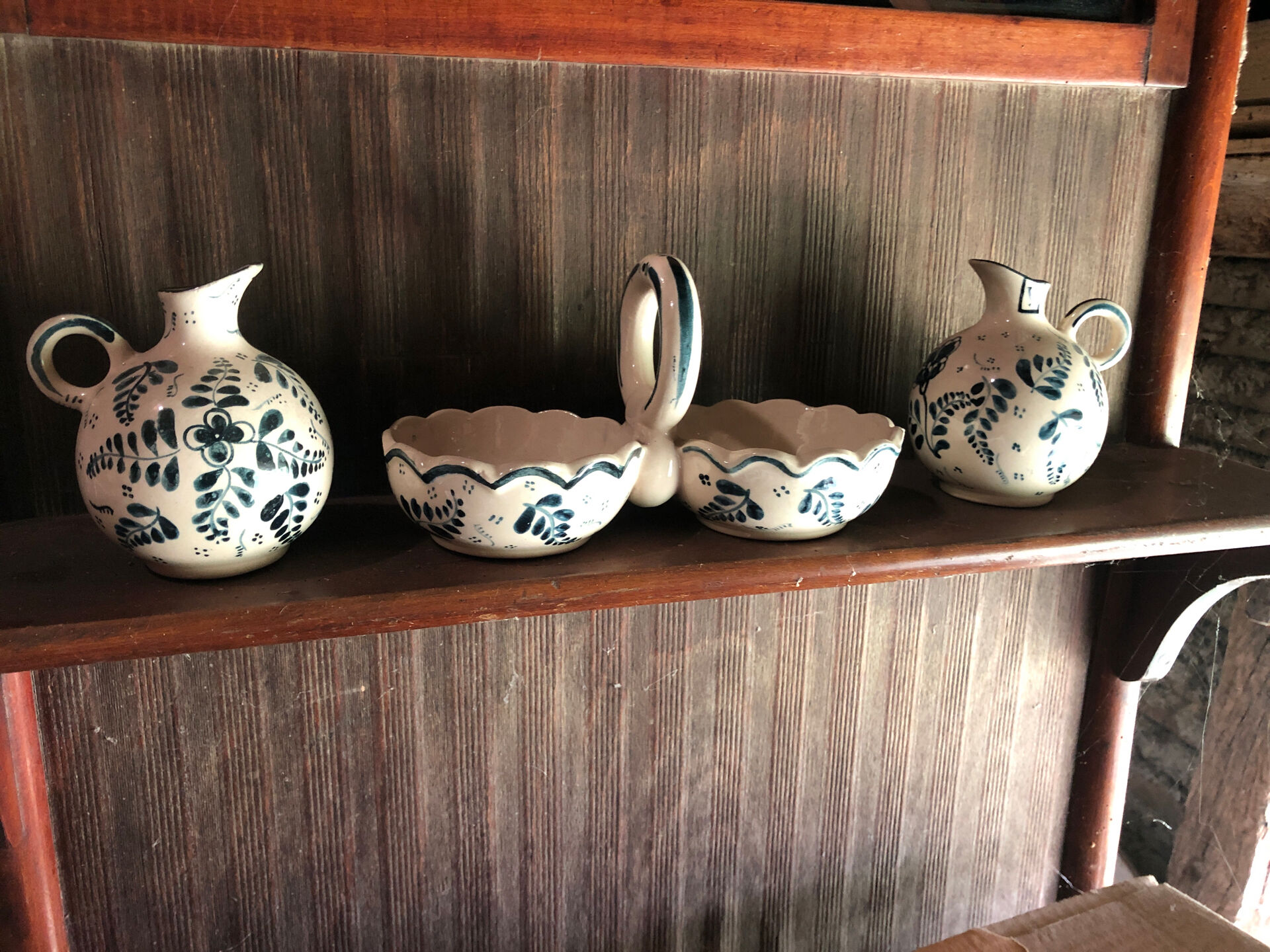 Oil and vinegar service