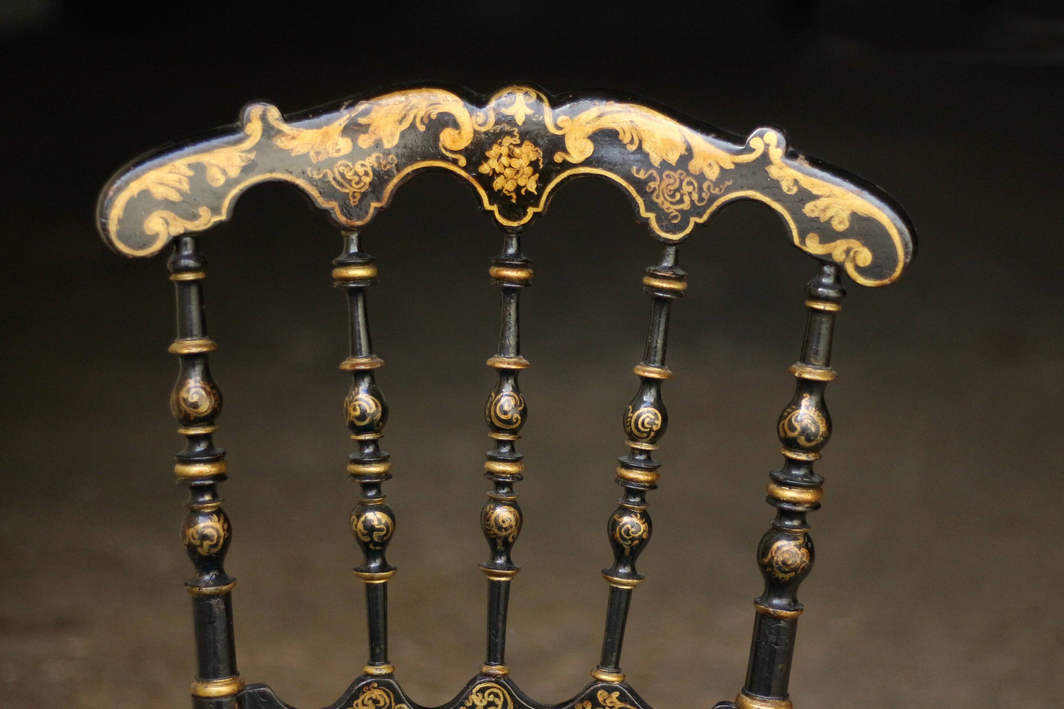 Adorable little chair from the Napoleon 3 period. Very good condition.