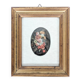 Vintage floral print with oval mat and gold wooden frame.