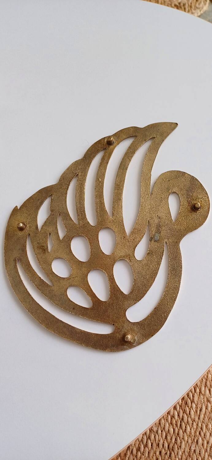 Brass swan trivet