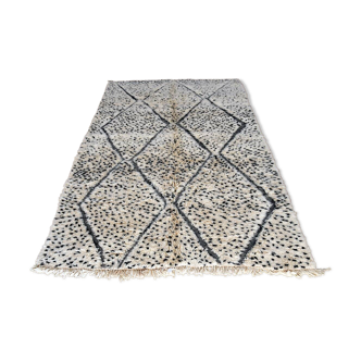 Beni Ouarain Moroccan Berber Rug New 294 cm x 200 cm