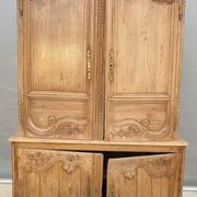Buffet 2 corps normand Louis XV pièce du  XVIIIe